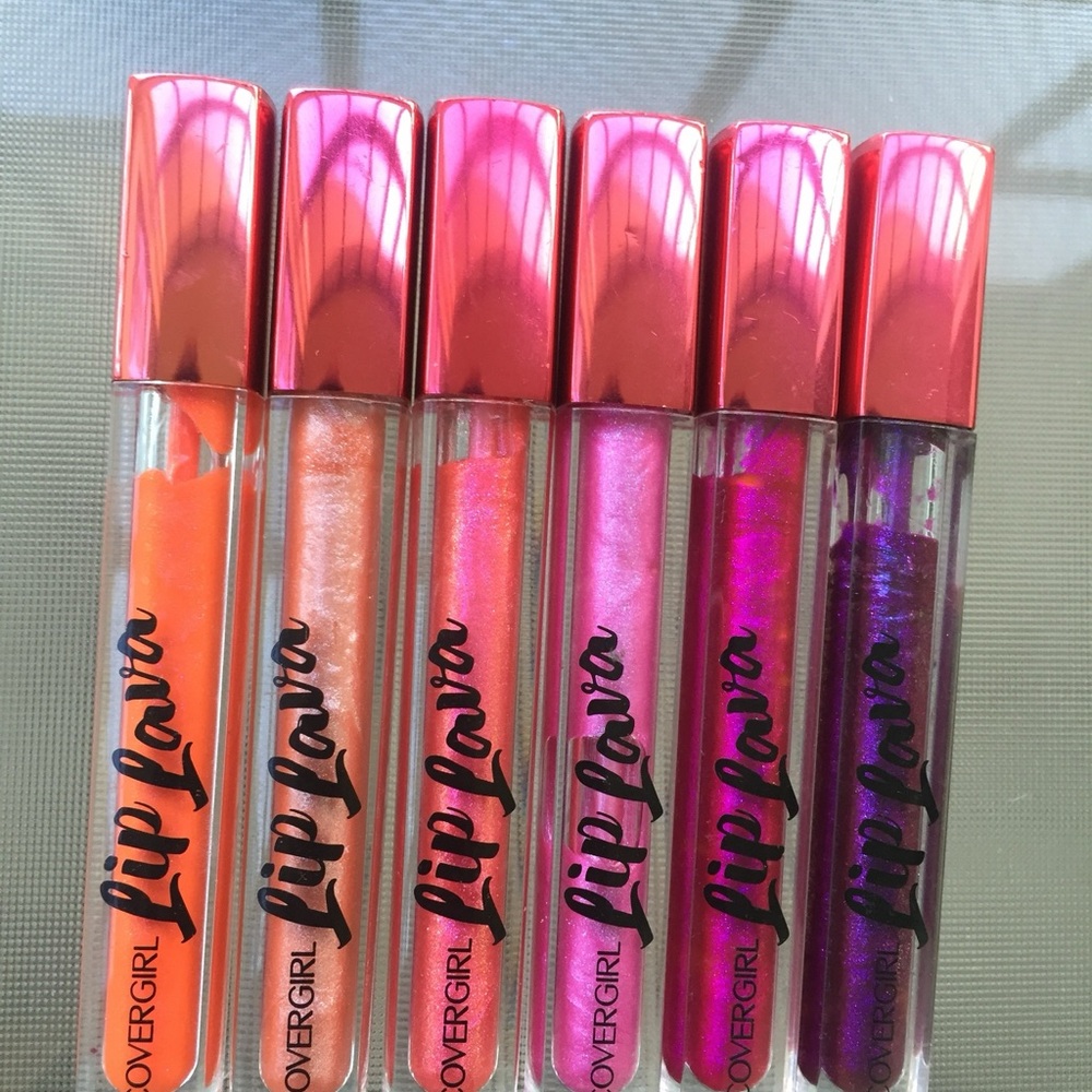 Cover girl Lip Lava lipgloss in Lava-nder purple